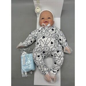 paradise galleries baby doll Realistic Reborn 19" Set blanket pacifier NEW READ